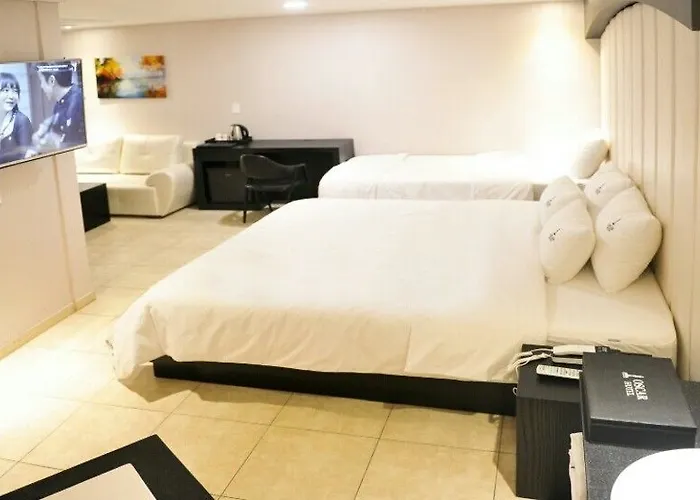 Seomyeon Ib Hotel 2*