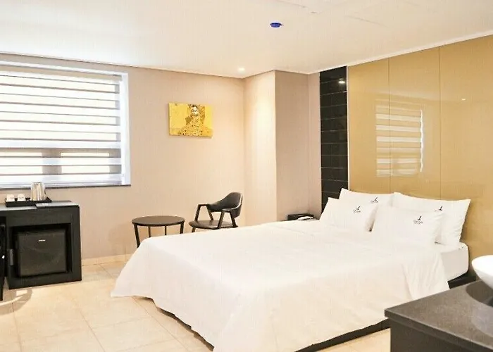 Seomyeon Ib Hotel