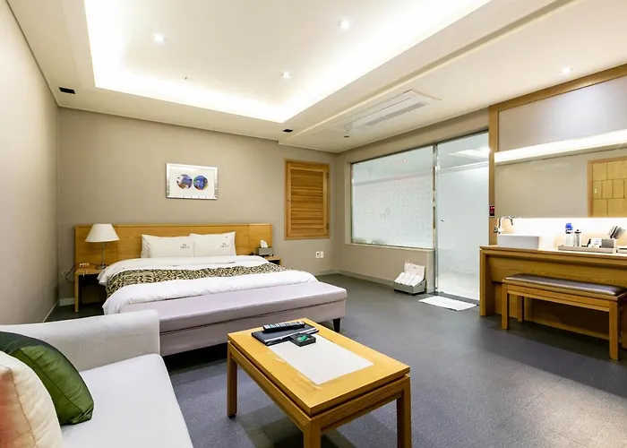 Seomyeon Ib 2* Busan